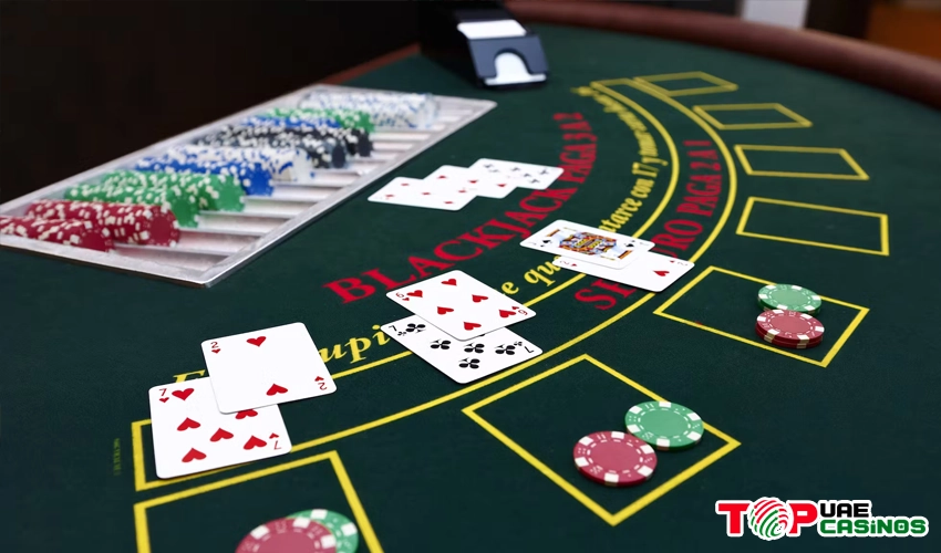play poker at an online casino 